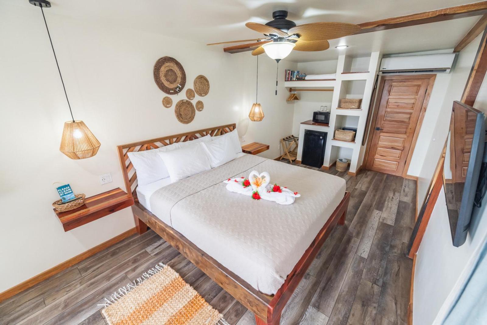 Ocean Tide Beach Resort San Pedro  Eksteriør bilde